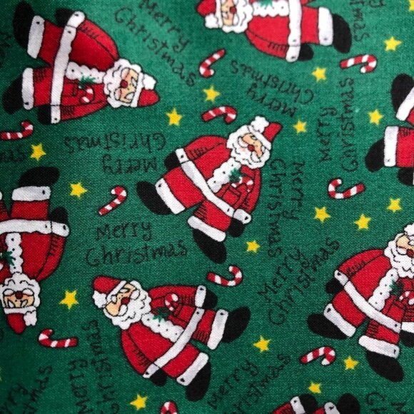 🛒 $17 4 1/3 yards Cotton Blend Fabric Merry Christmas Santa #889 - Picture 2 of 3